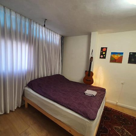 Апартаменти יחידת דיור מקסימה בפתח תקווה Petach Tikva Екстер'єр фото